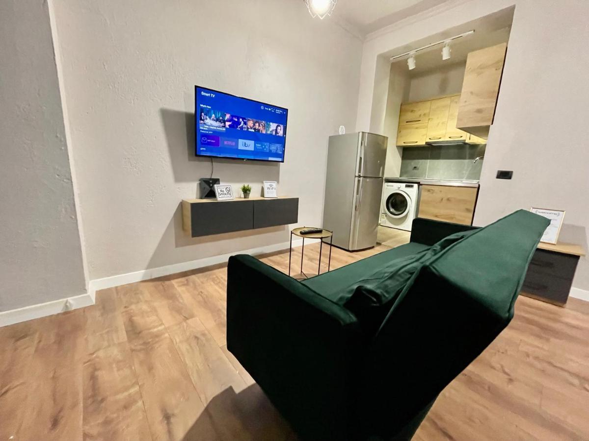 Keon Superb Studio Apartament ティラナ エクステリア 写真