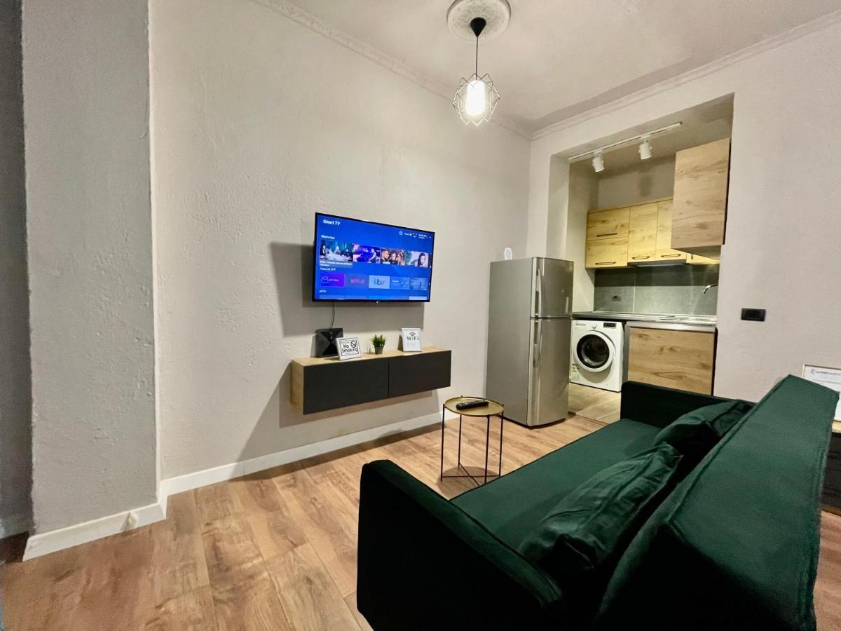 Keon Superb Studio Apartament ティラナ エクステリア 写真